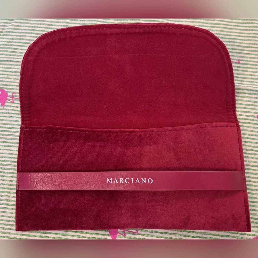 NWOT Marciano Maroon Burgundy Velvet Velour Sunglasses Sunnies Glasses Case